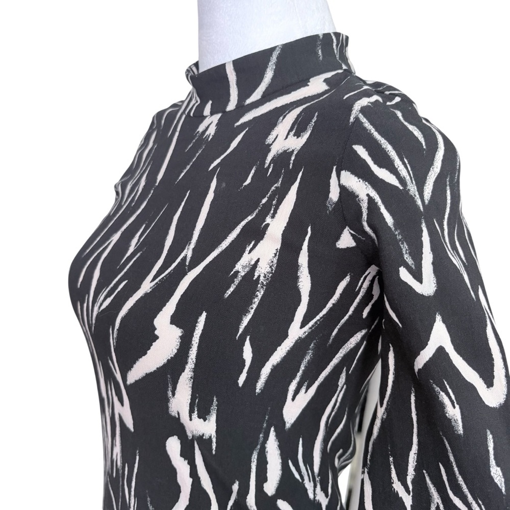 Noni Long-Sleeve Zebra Black White Print Fit & Flare Midi Dress Small Party Date - Picture 4 of 7